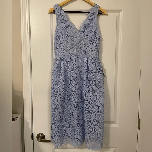 NWT Astr The Label Periwinkle blue floral cutouts midi dress - Picture 2 of 6